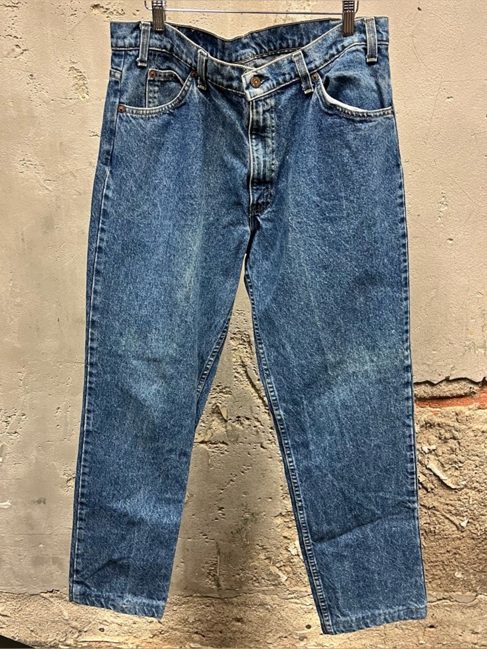 Vintage 80s Levis Medium Wash Straight Leg 506 Rigid Denim Jeans 38x34 34x31